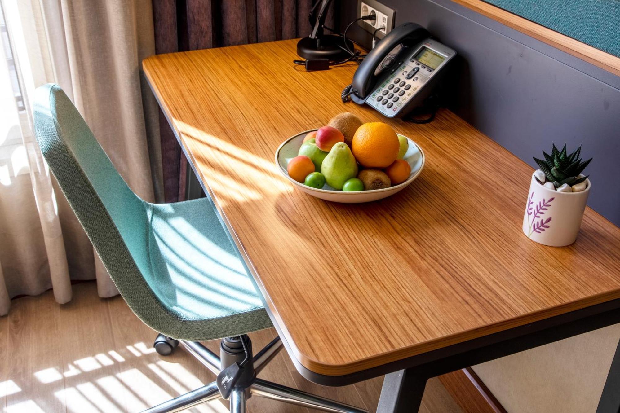 Holiday Inn Sisli By Ihg Isztambul Kültér fotó